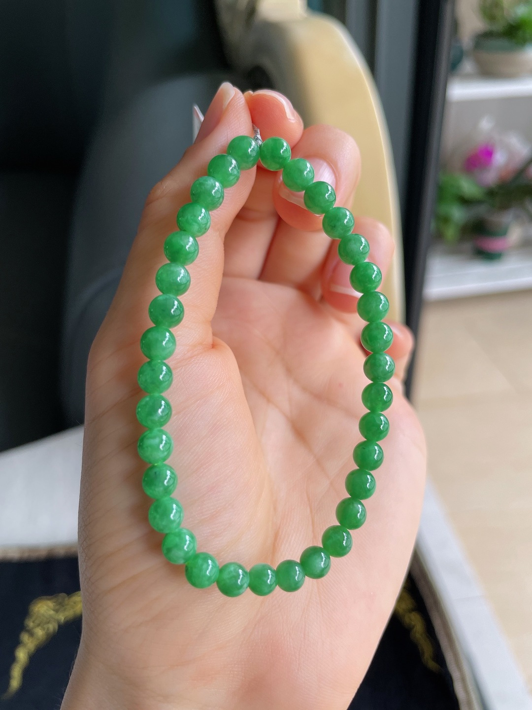 缅甸天然翡翠A货，满绿手链，尺寸：5.5mm。【编2651】