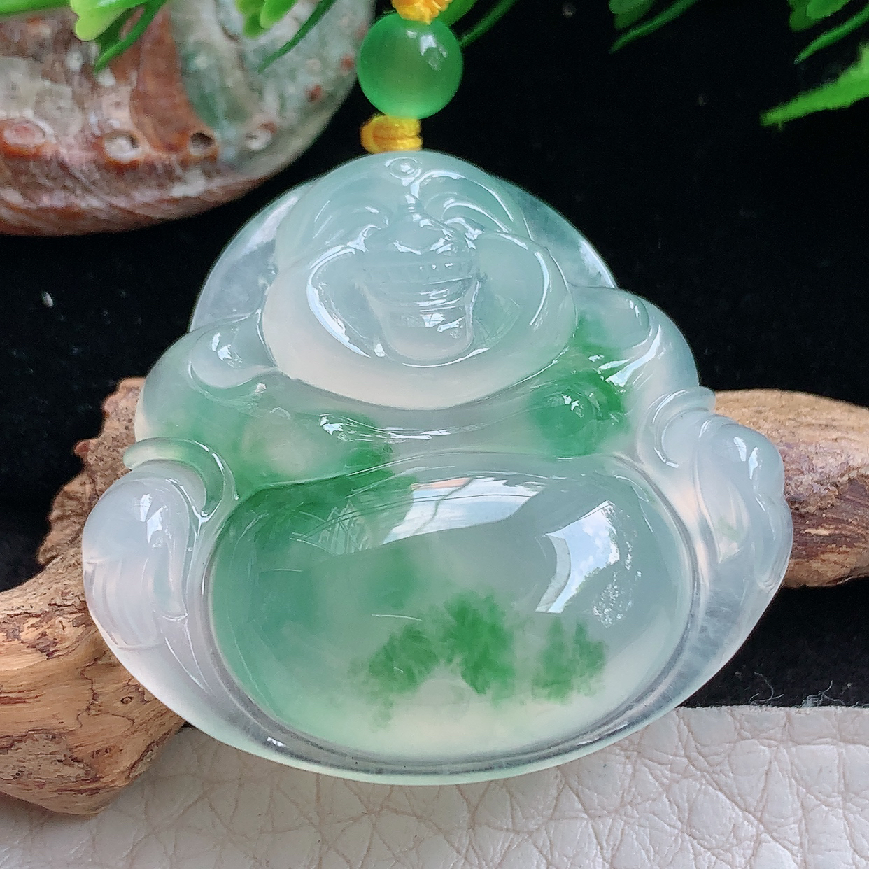 gp收藏款35.6*38*8.8天然缅甸翡翠冰飘绿饱满佛公 开心佛玉吊坠 玉挂件