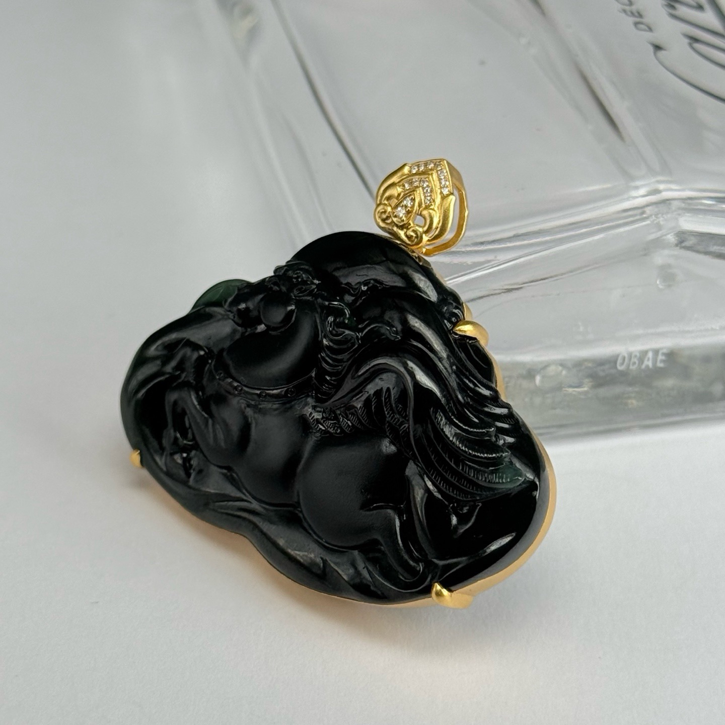 精品18k墨翠飞马 以梦为马 不负韶华 种好色正 黑度极好 打灯通透 油性十足 尺寸41