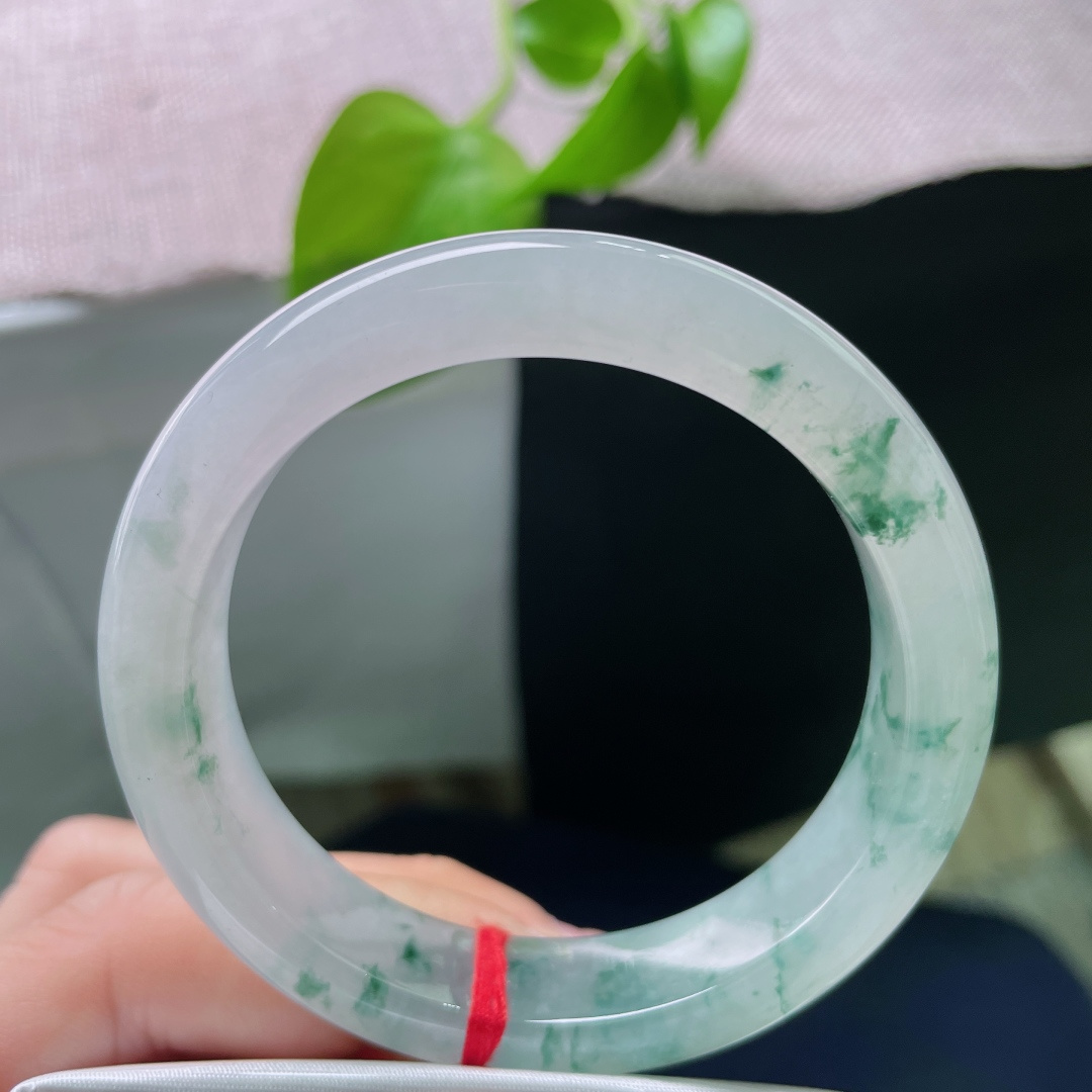 52.9/12.7/8.2，冰飘花正圈，晶莹剔透，种老，腕间星辰，美目如画，无裂，ss53142a