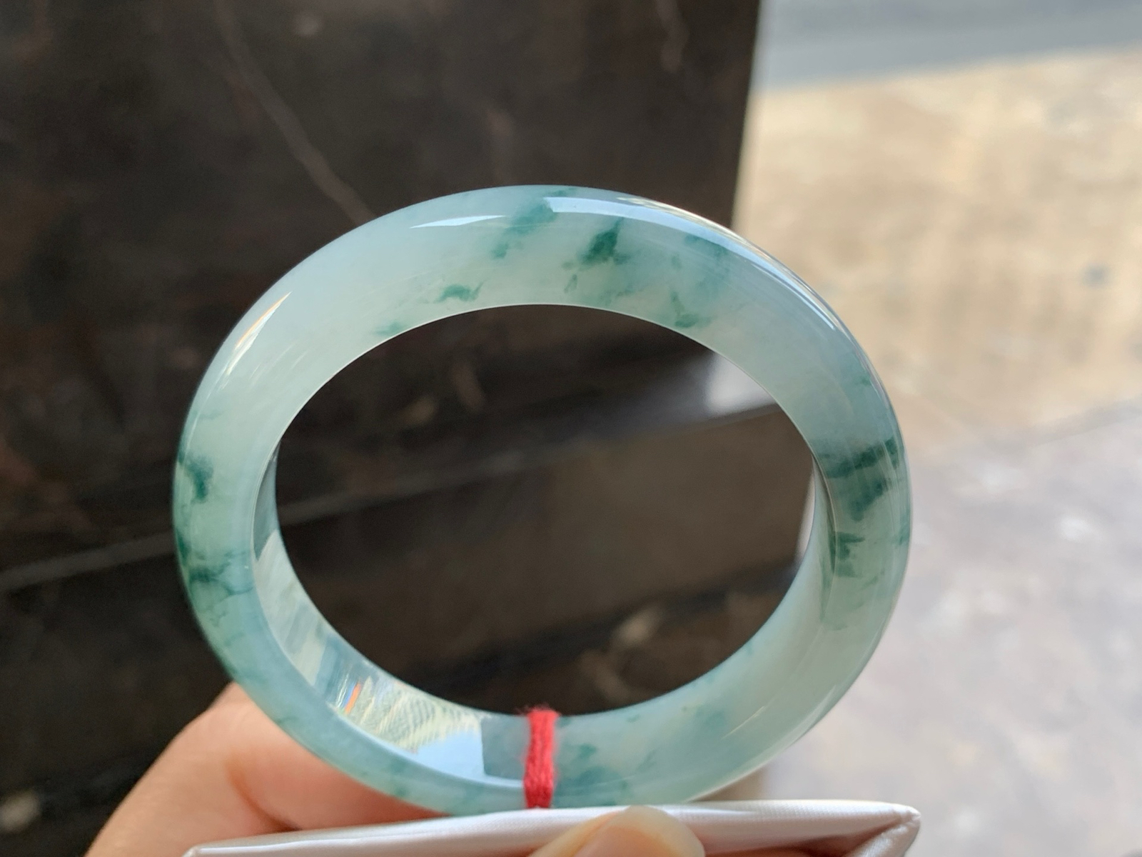 57-12.5-8.6

蓝花手镯^_^飘花灵韵