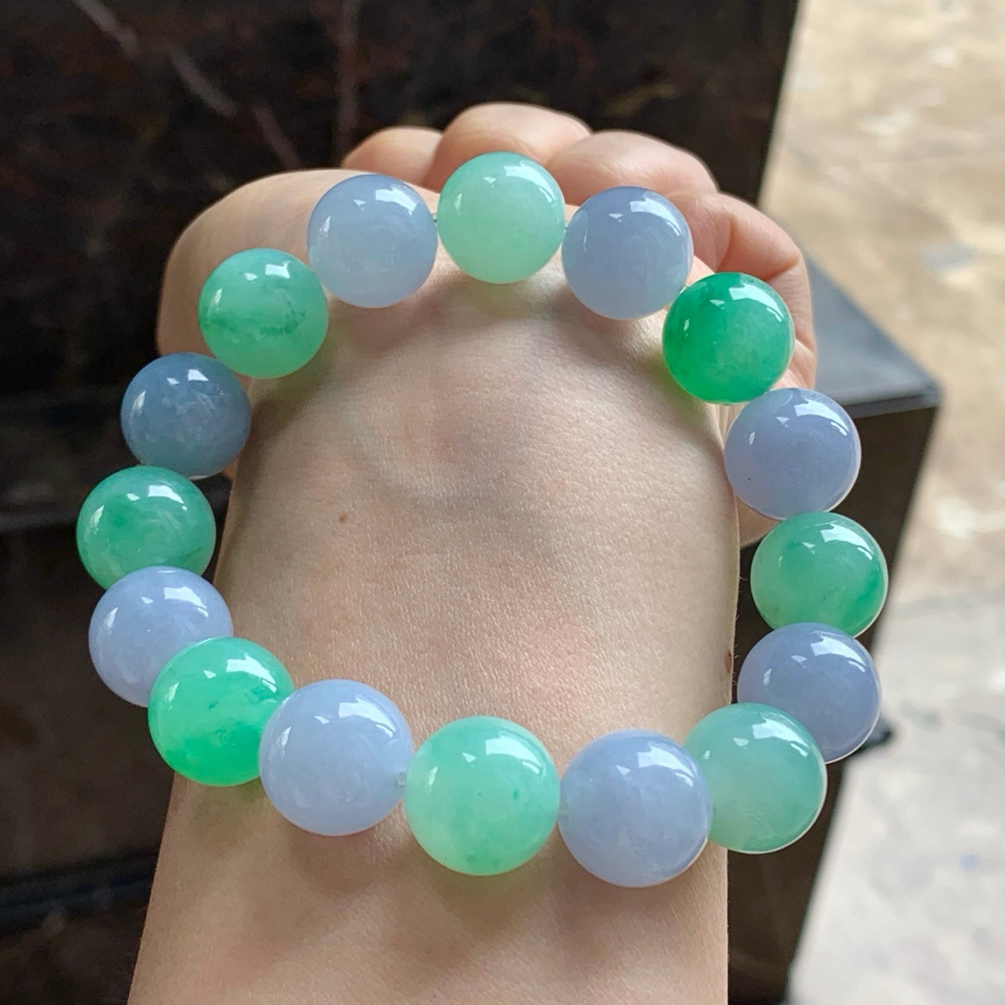 春带彩手串^_^玉质温润 清新