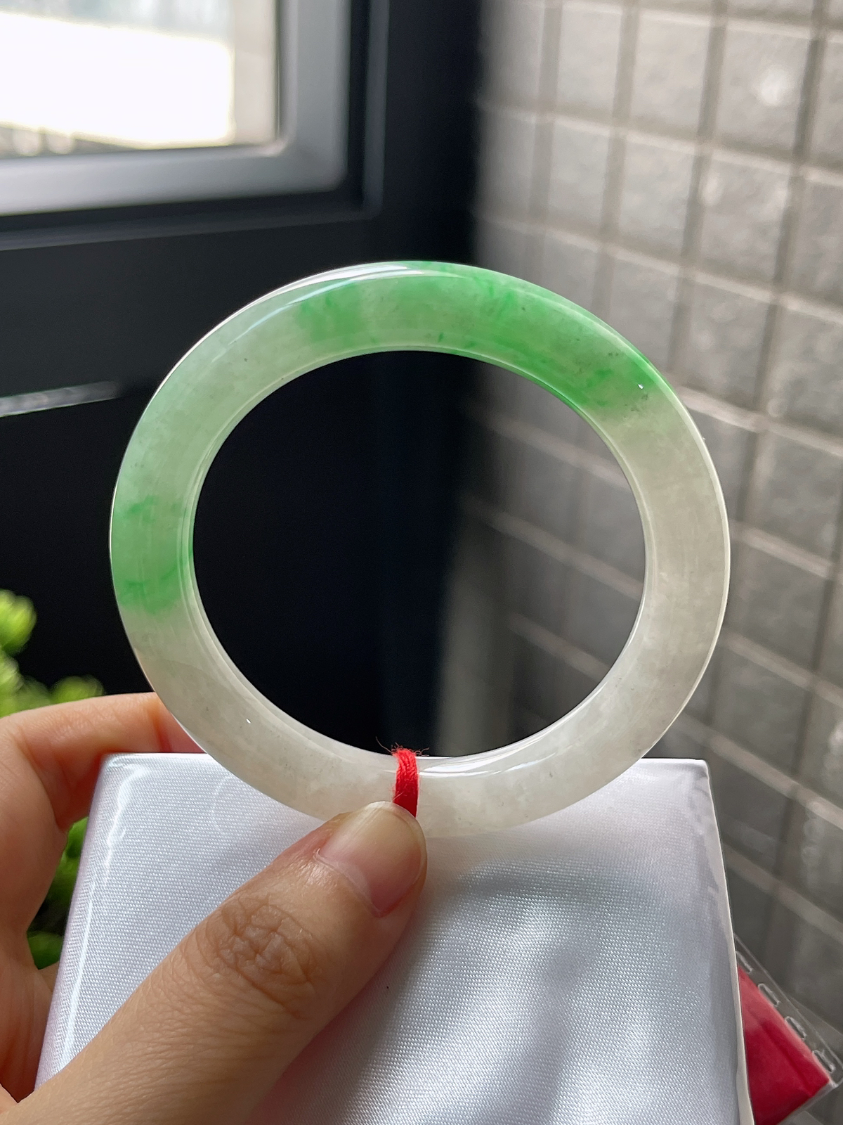 圆条51.5，糯化飘阳绿美人条