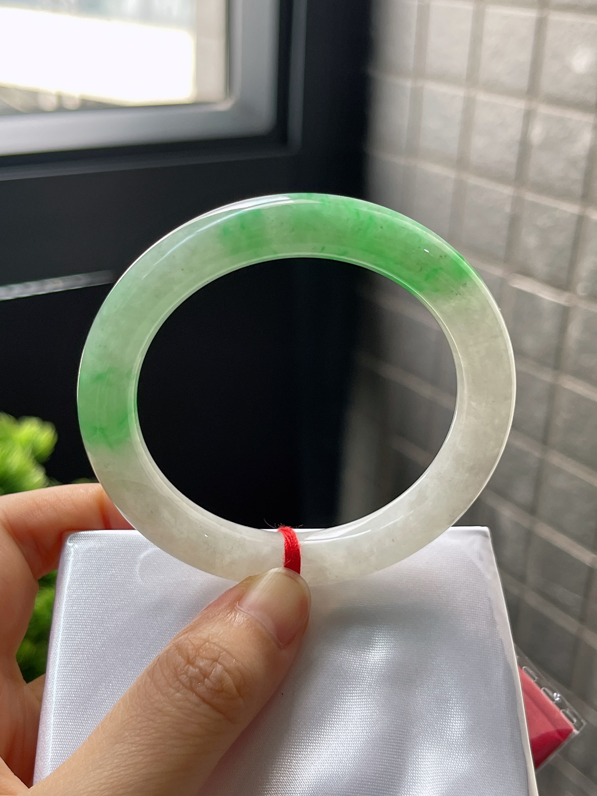 圆条51.5，糯化飘阳绿美人条