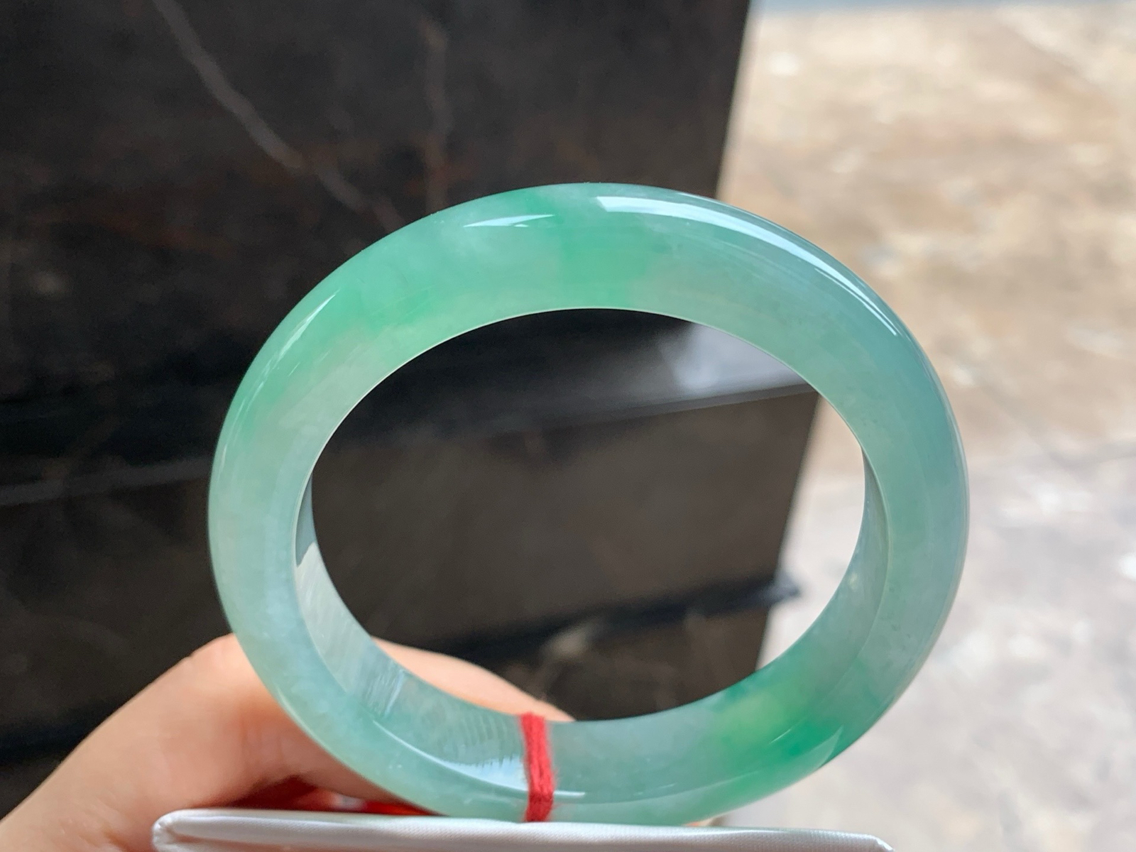 59-13.1-9.1

冰绿手镯^_^细腻