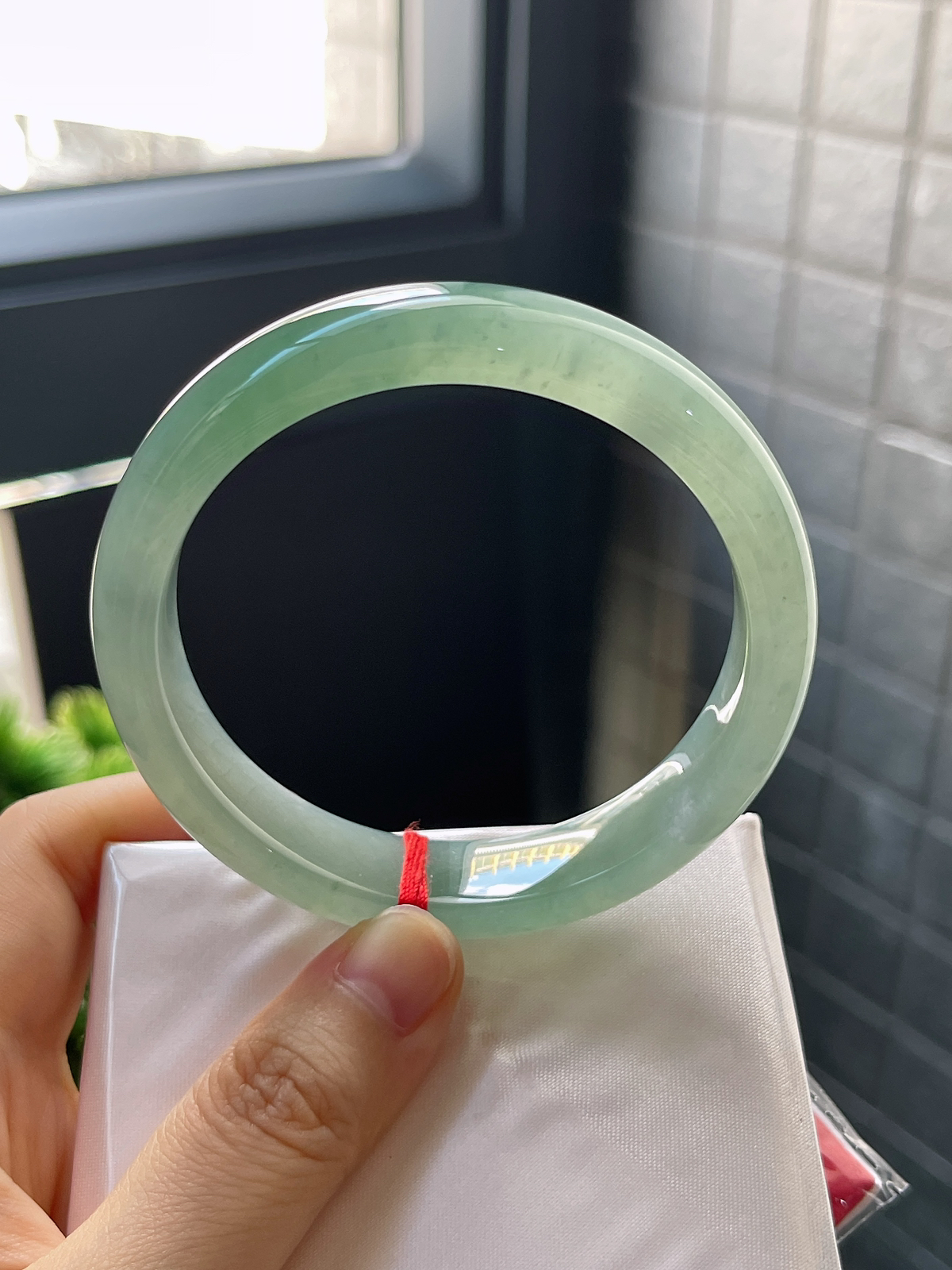 正圈58，冰糯湖水绿翡翠手镯