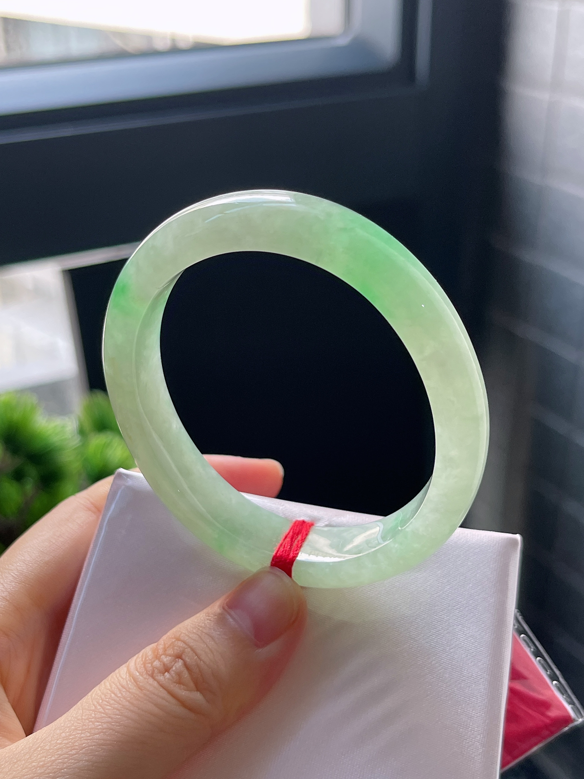 贵妃54.2，冰糯飘阳绿翡翠手镯
