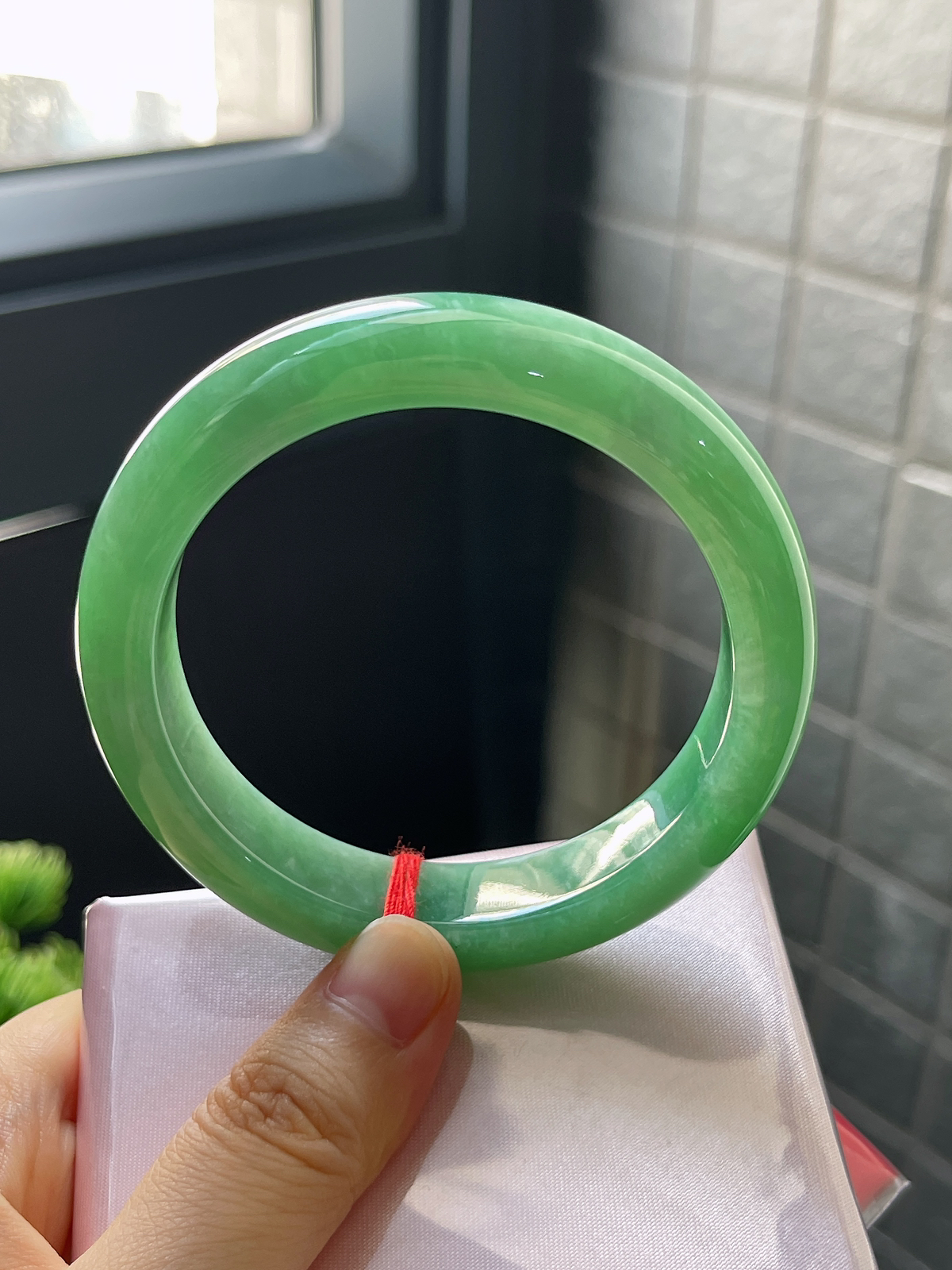 正圈56.3，满绿糯化翡翠手镯