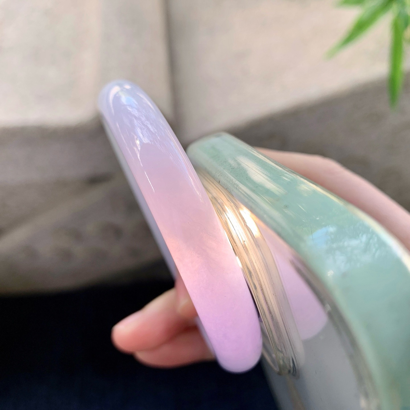 正圈55 56
【圈口】56.6/10.5/10
【描述】糯冰紫罗兰，水润，种老，细腻，打灯有棉线！