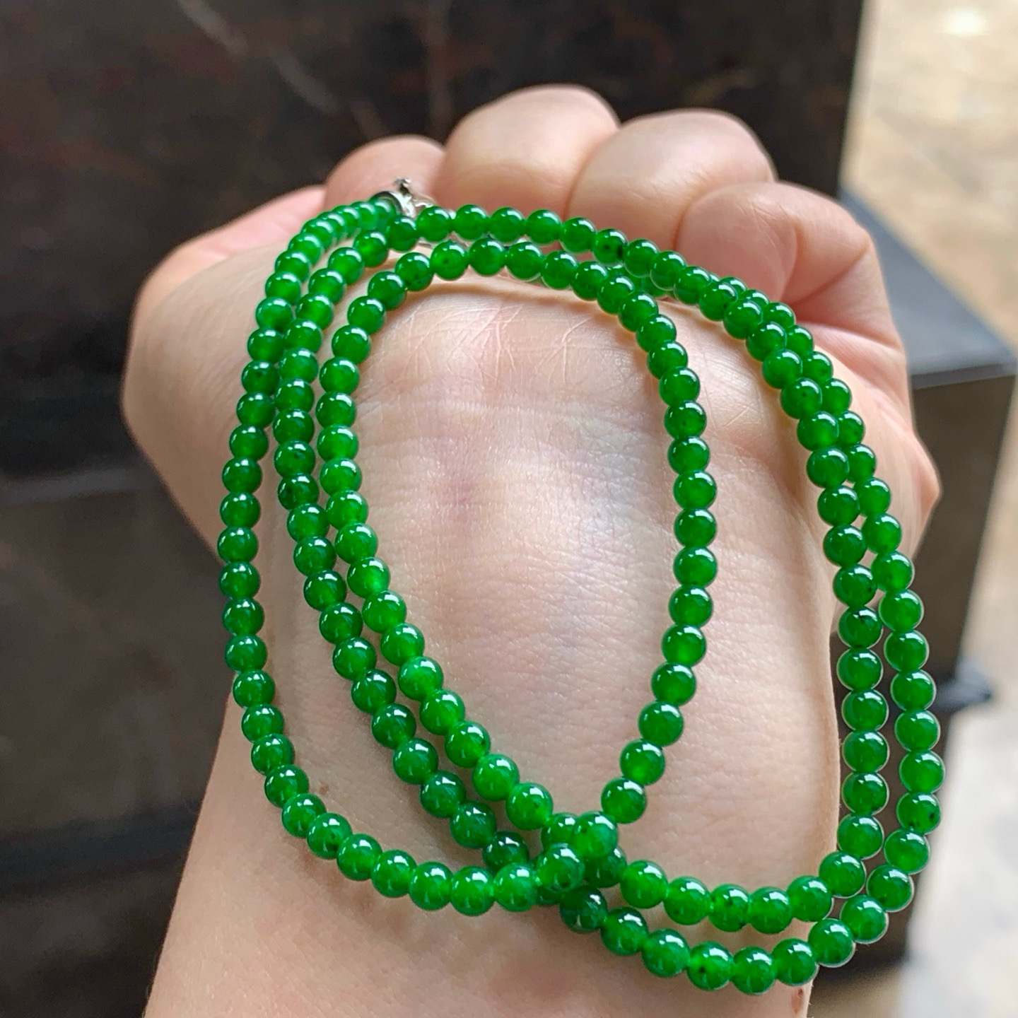 辣绿色珠链^_^鲜艳 浓郁