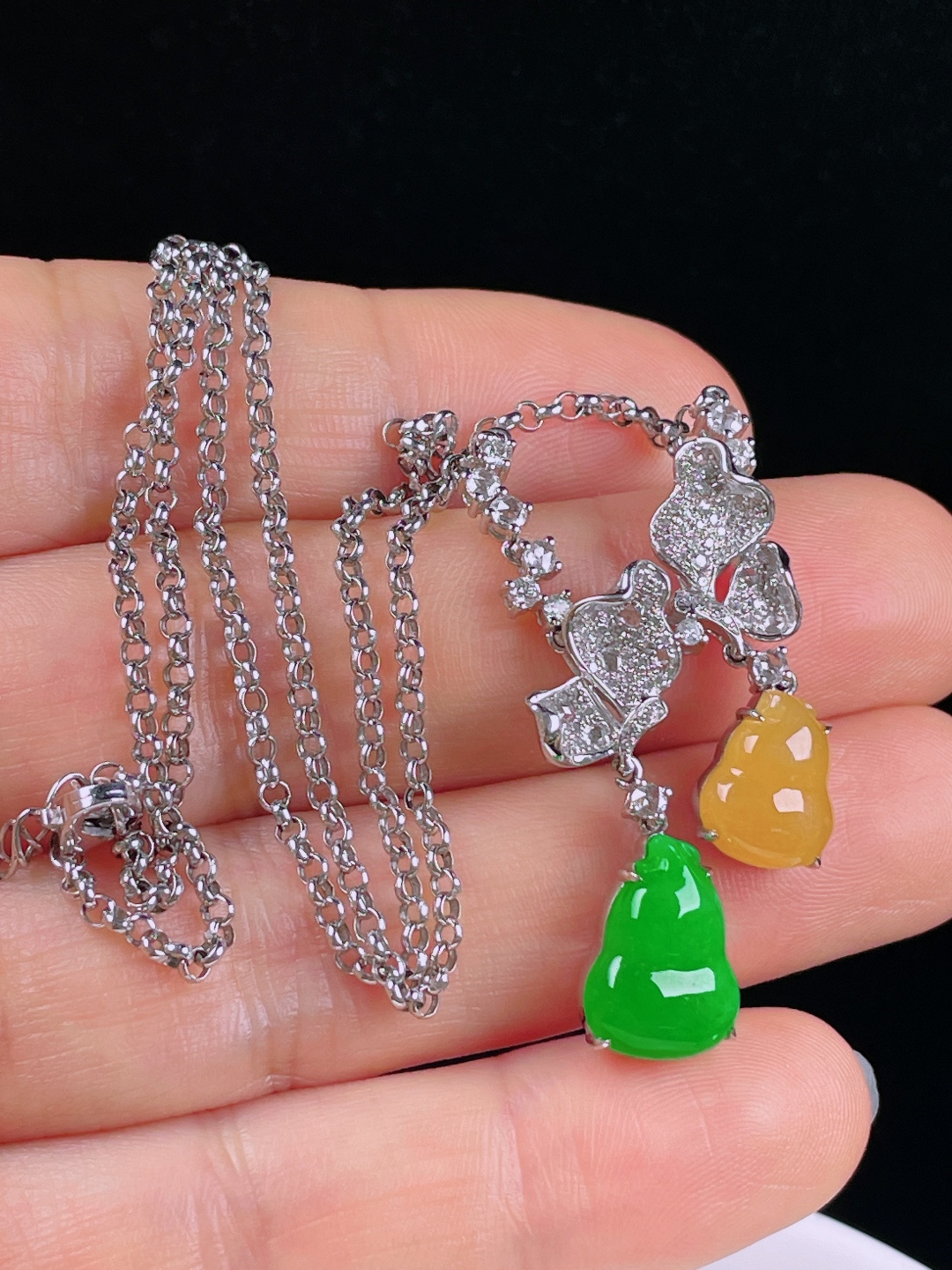 ️冰绿葫芦，老种起光，细底通透，尺寸：裸石13/9.5/4.5mm0526