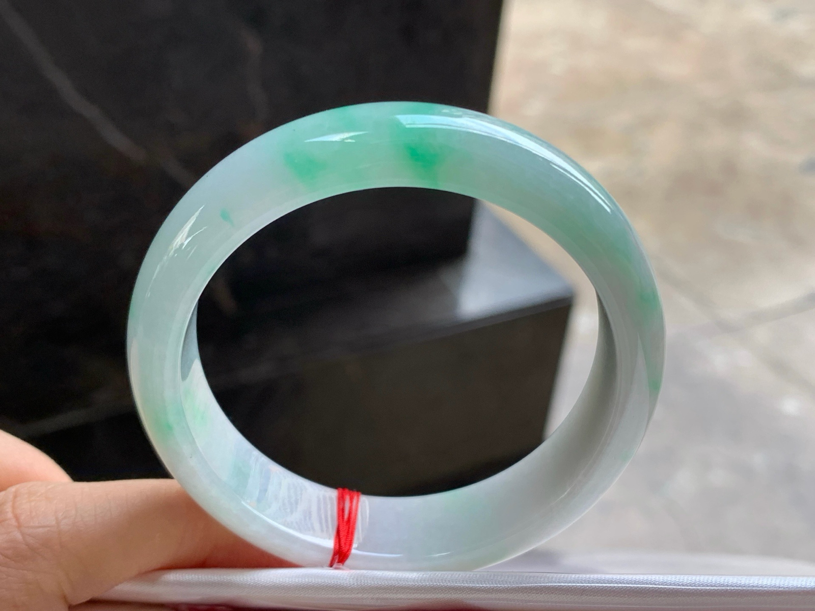 53-13.5-7

飘绿手镯^_^细腻清新