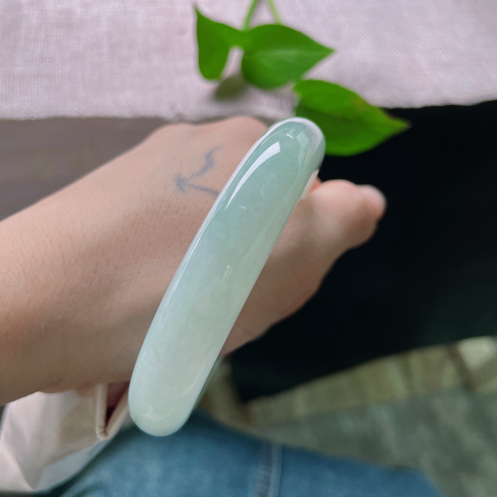 57.8/12.8/8.8，淡绿底正圈，水润，干净清润，种老，温馨素雅，高级，ss51721a..