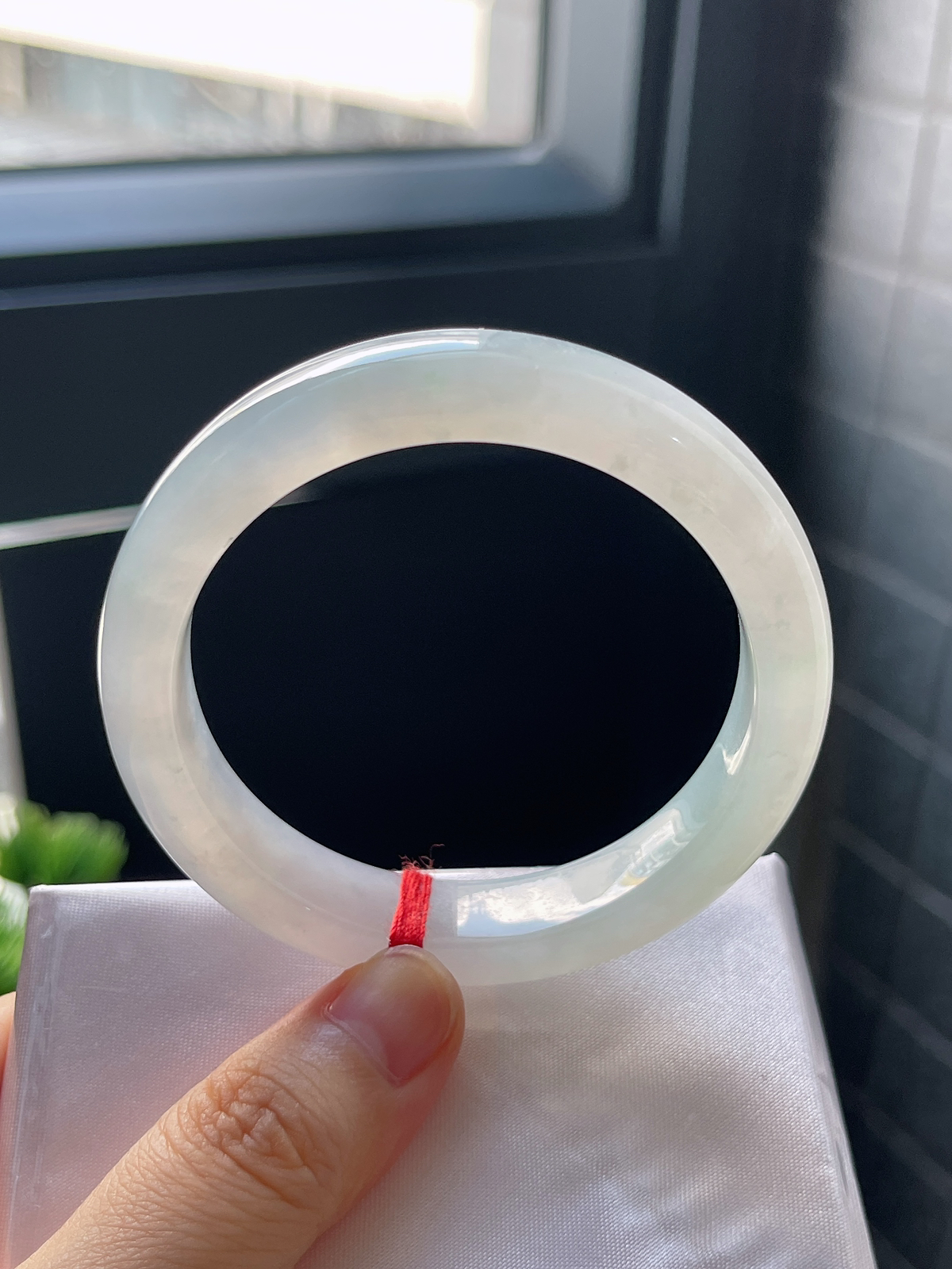 正圈52.4，冰糯翡翠手镯