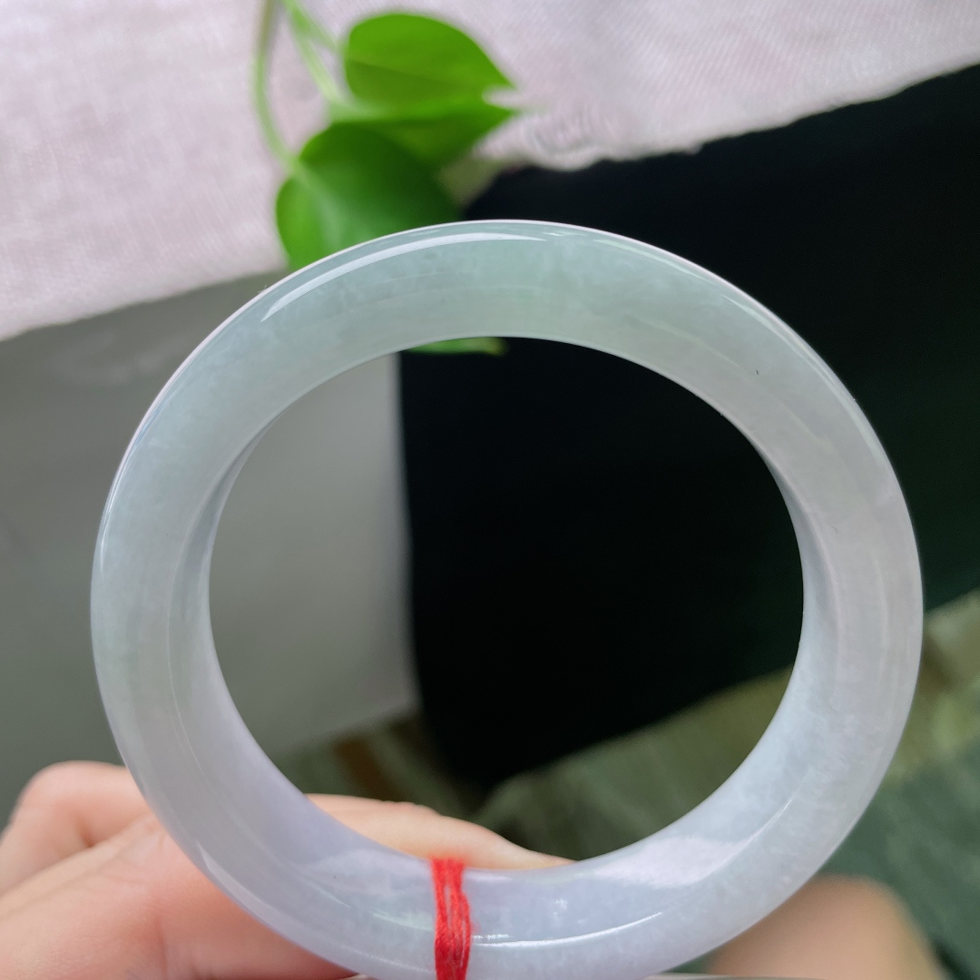 淡紫淡绿正圈，从容优雅，底子细腻，干净，温柔如玉，肤如凝脂，皮纹，ss53053a