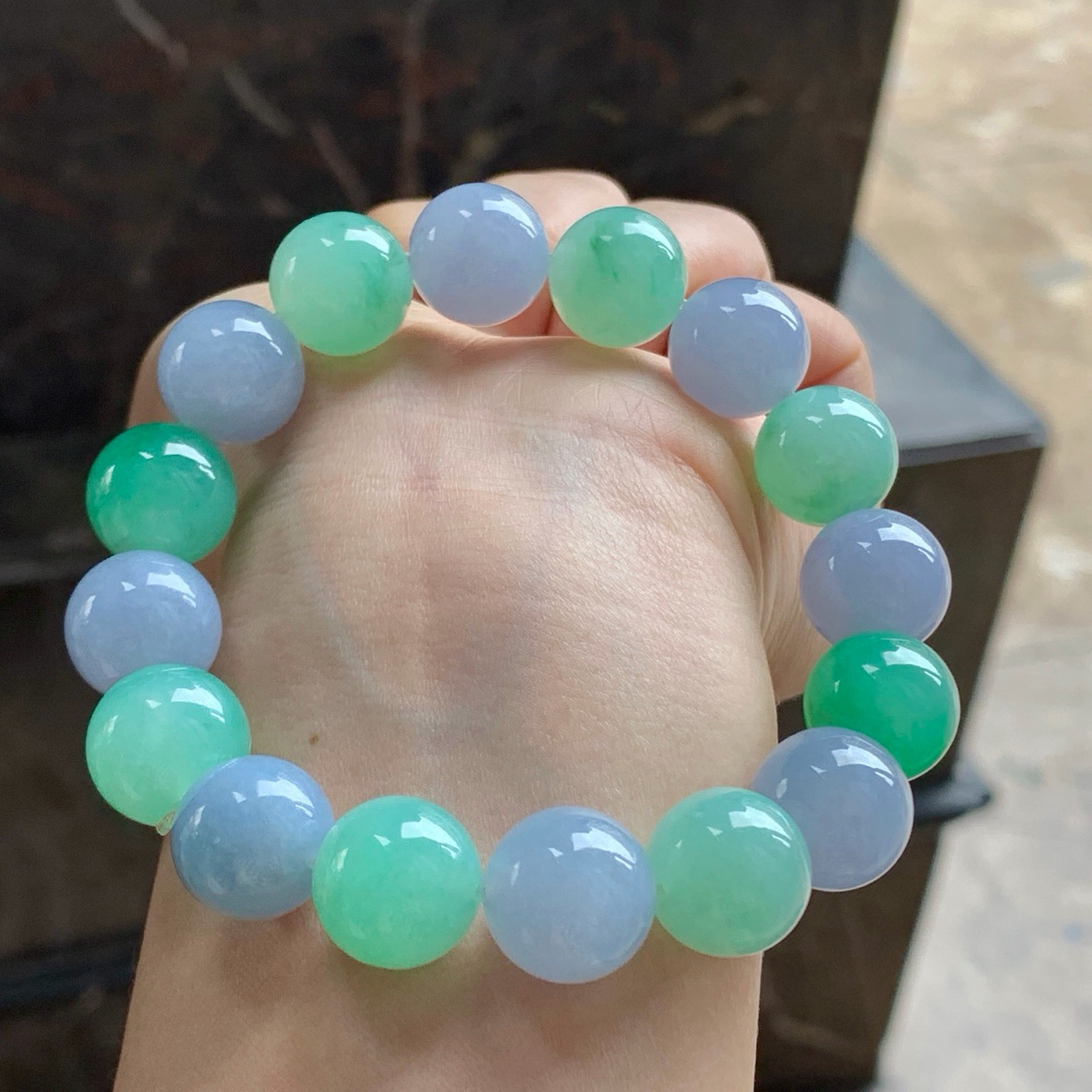 春带彩手串^_^玉质温润 清新