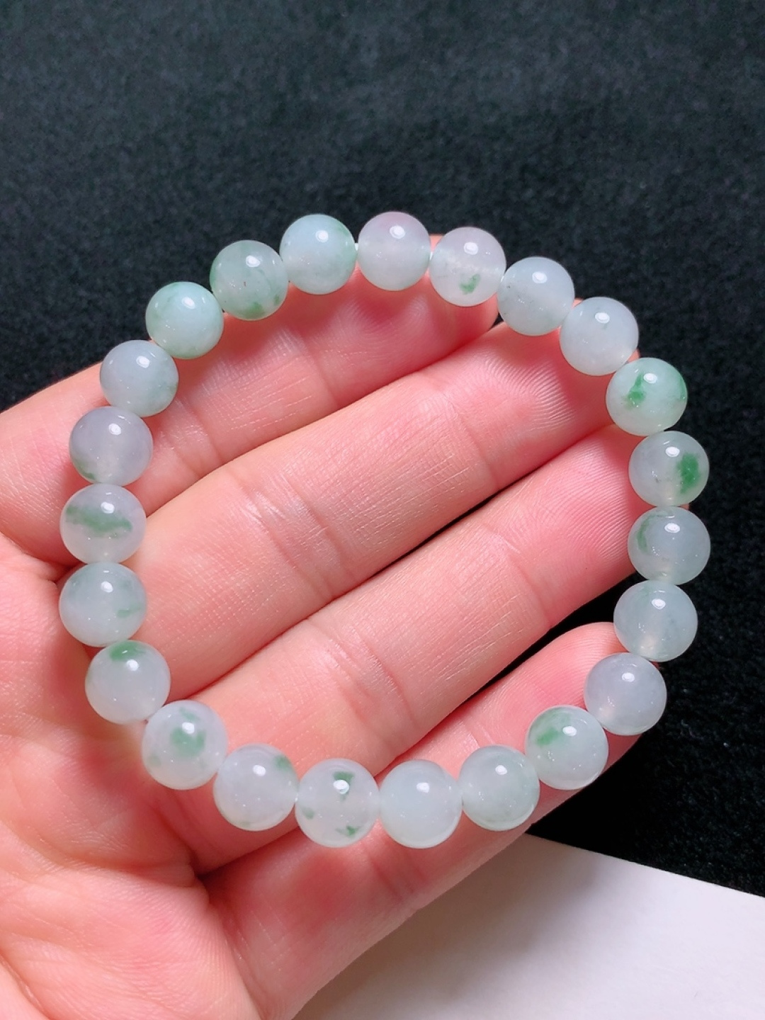 冰种飘花手串，种老水头好，又冰又润，饱满大气，尺寸：8mm23粒