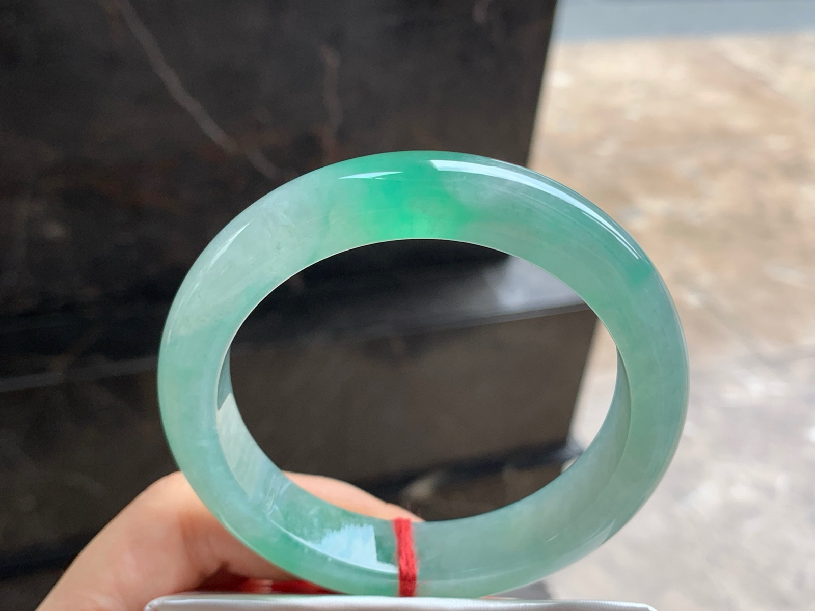 59-13.1-9.1

冰绿手镯^_^细腻
