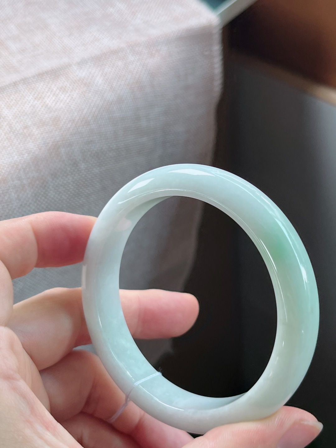 四号正圈白底青手镯，无裂，尺寸58.9-12.5-8mm w26nyb