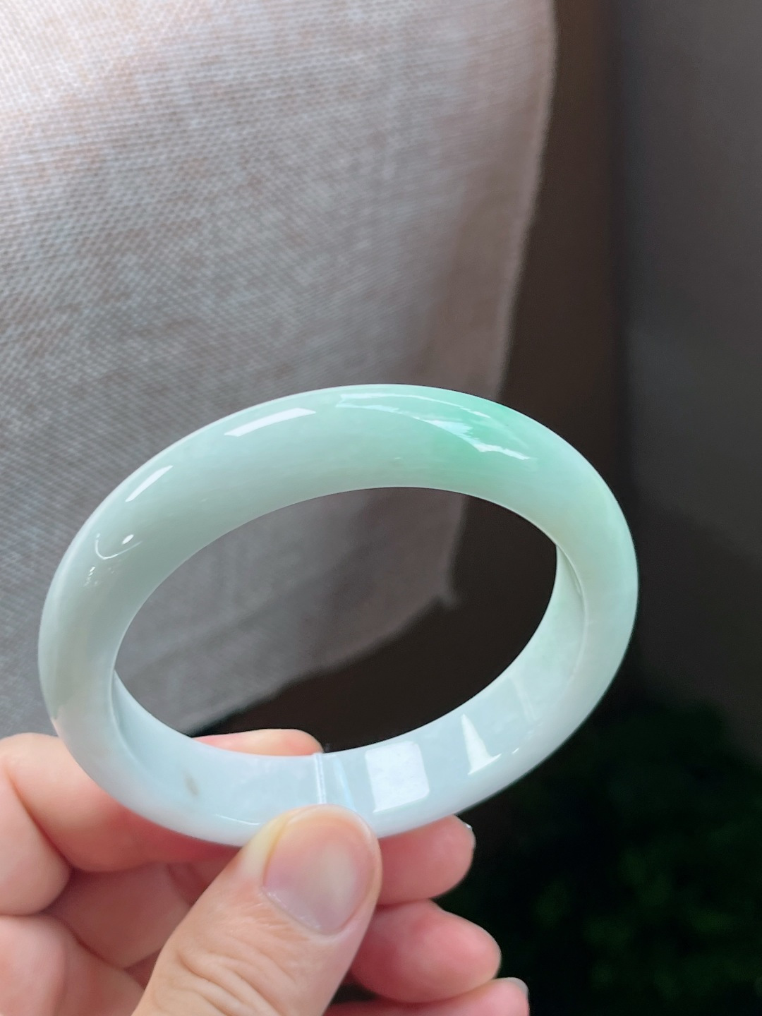 三号正圈白底青手镯，无裂，尺寸58.9-13.3-8.3mm w26nyb