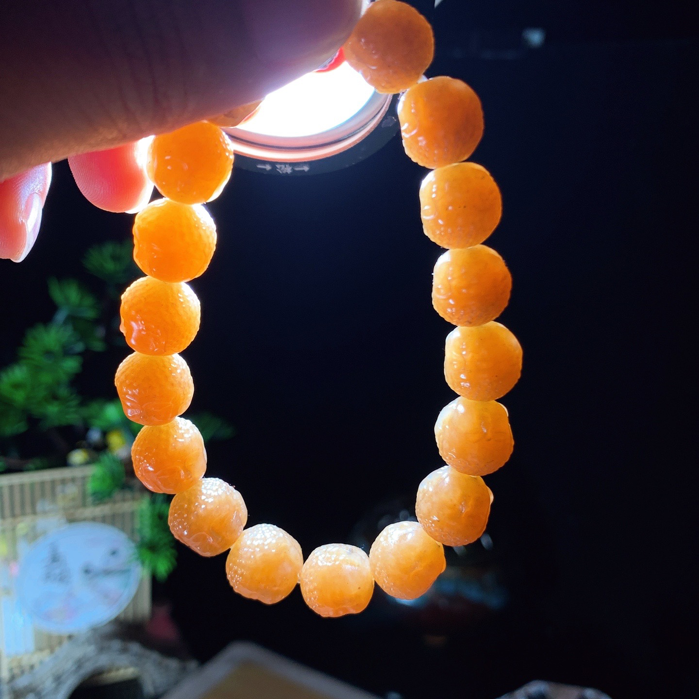新疆和田玉大日如来手串 单颗尺寸11！玉质细腻油润。手推出油。佩戴高端典雅。lt260525