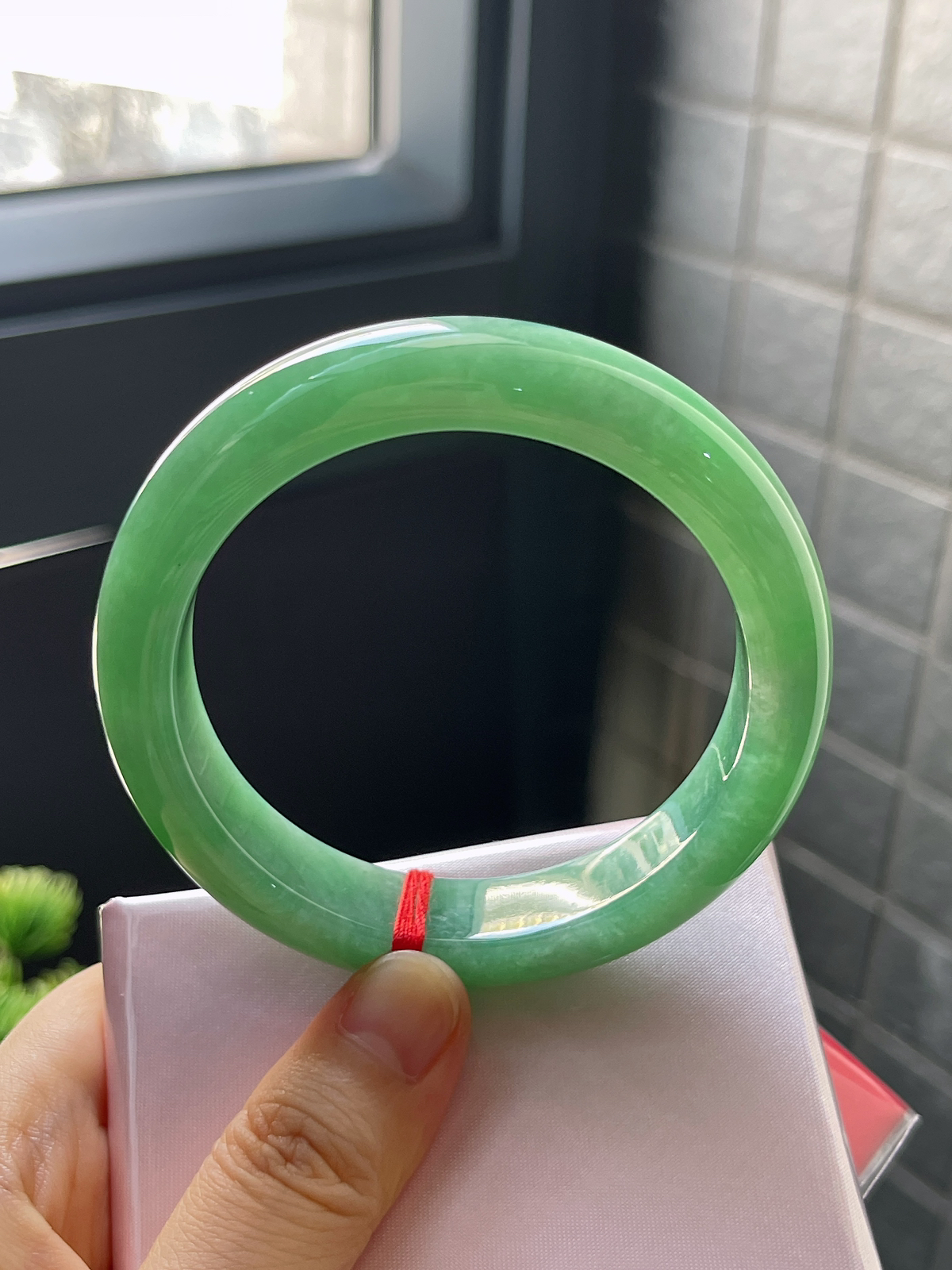 正圈56.3，满绿糯化翡翠手镯