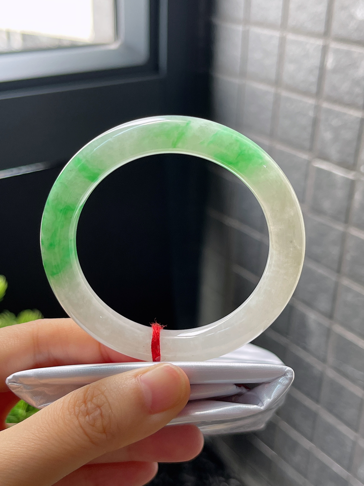 圆条51.5，糯化飘阳绿美人条