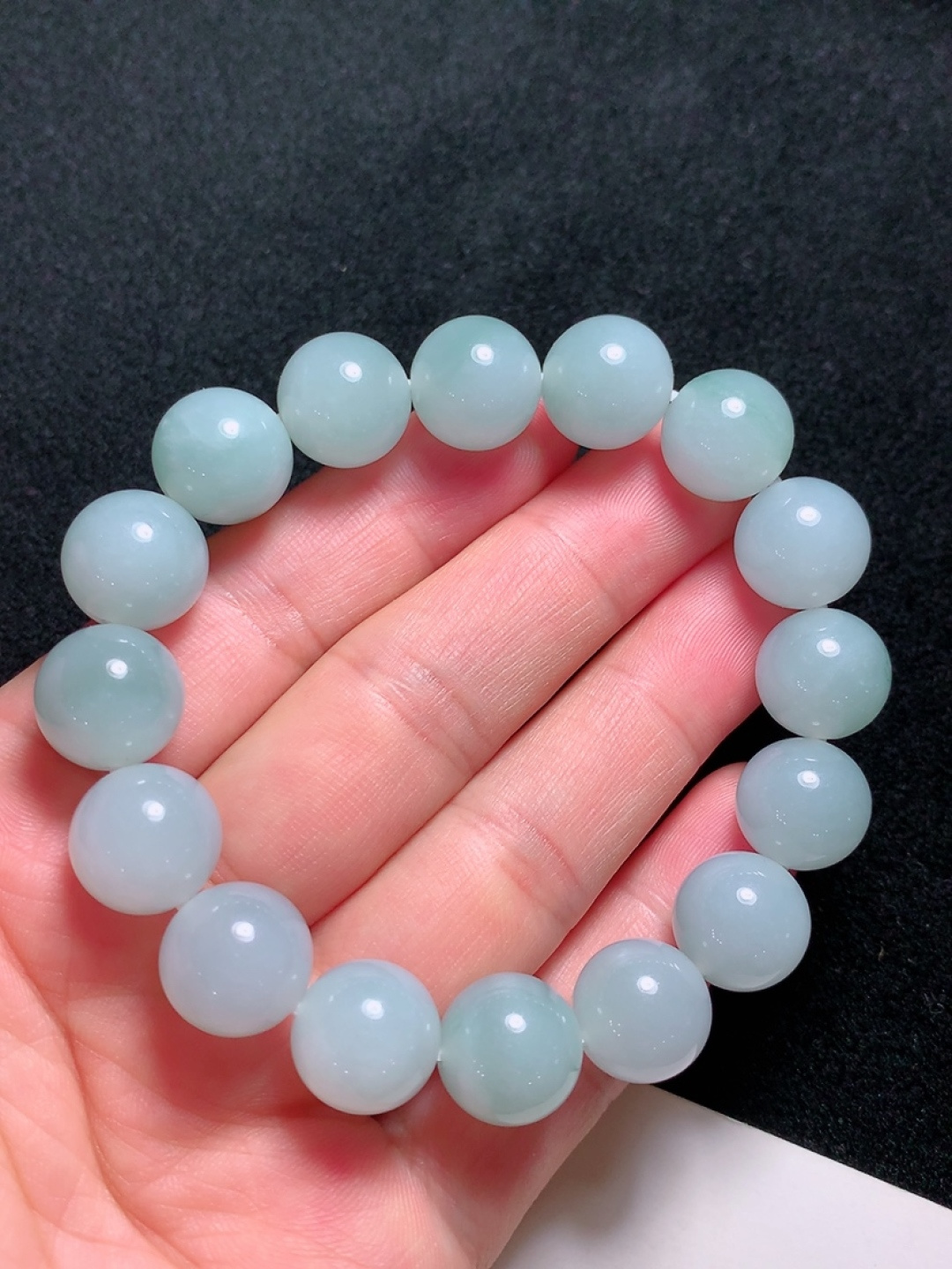 ️冰种手串，种老水头好，又冰又润，饱满大气，尺寸：12.7mm16粒