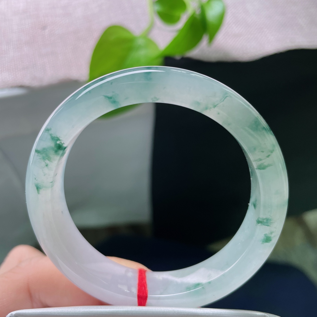 52.9/12.7/8.2，冰飘花正圈，晶莹剔透，种老，腕间星辰，美目如画，无裂，ss53142a