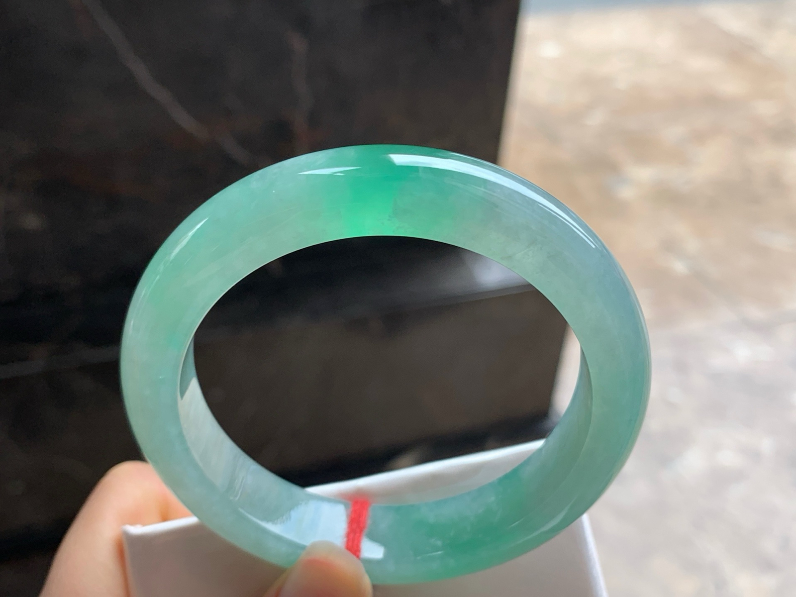 59-13.1-9.1

冰绿手镯^_^细腻