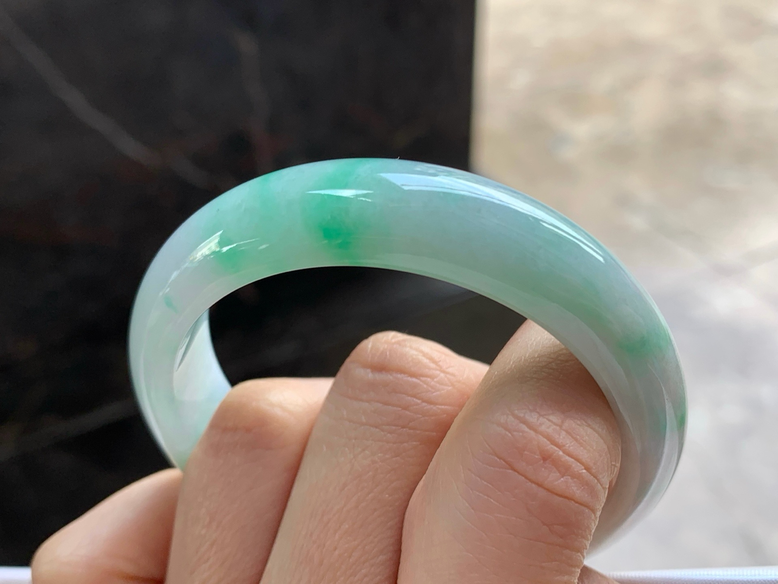 53-13.5-7

飘绿手镯^_^细腻清新