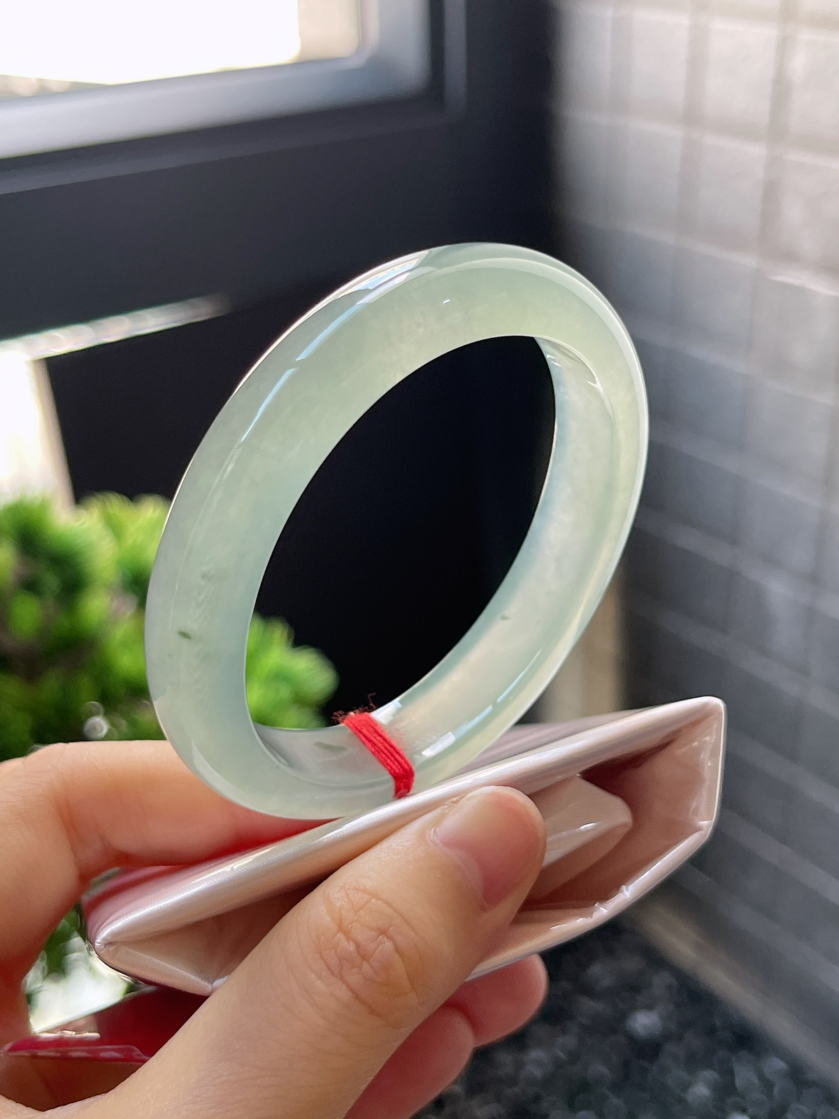 贵妃52.4，冰种湖水绿翡翠手镯