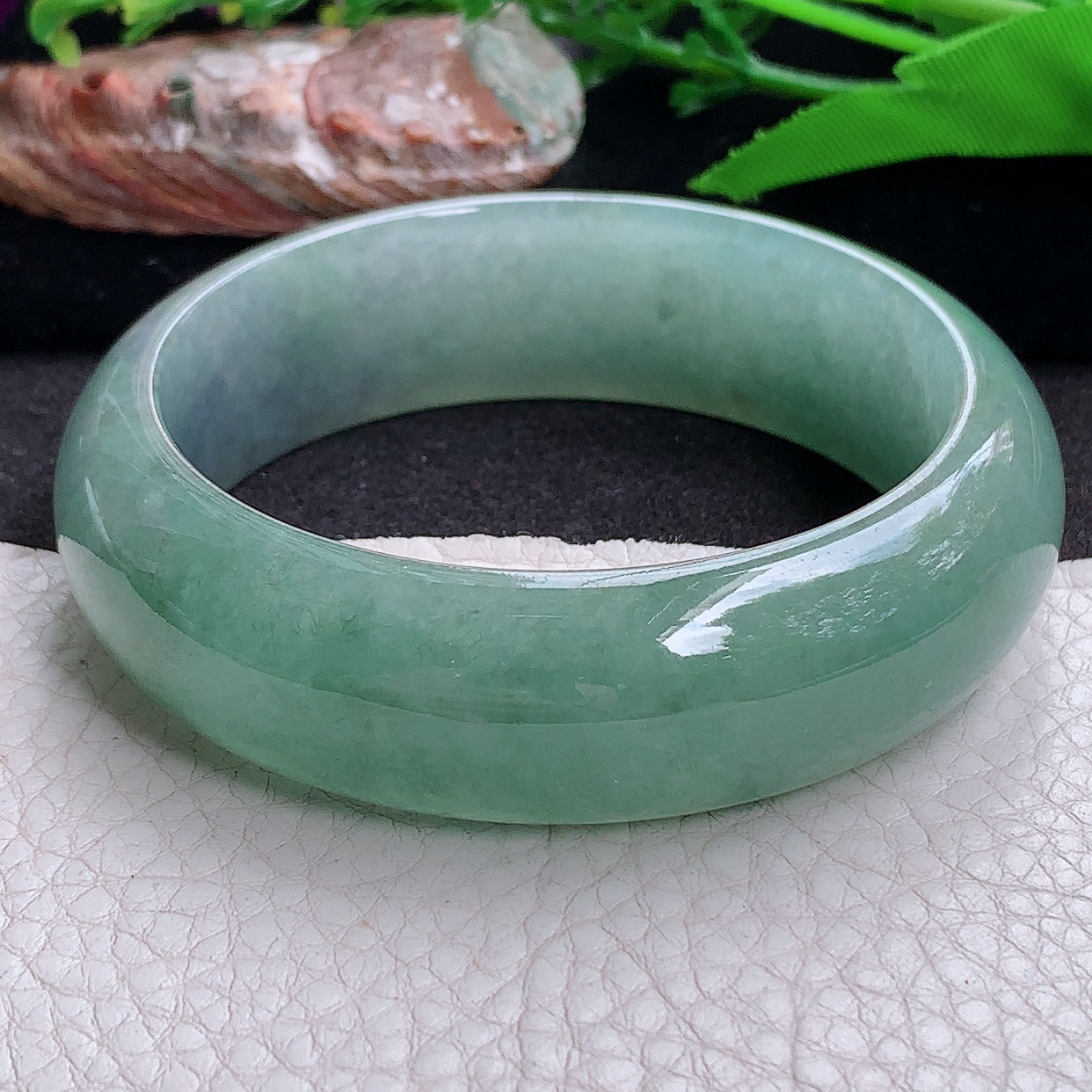 bh实拍59*18.8*8.5轮胎镯 缅甸翡翠a货玉手镯冰油绿大气正圈玉手环