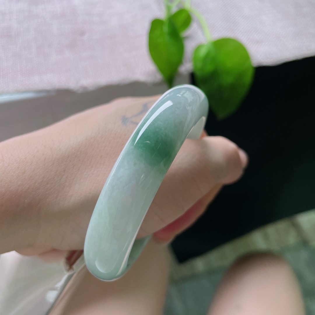 54.6/13/8.0，油青正圈，水润，料子细腻，简约不简单，一点色线，ss53162a