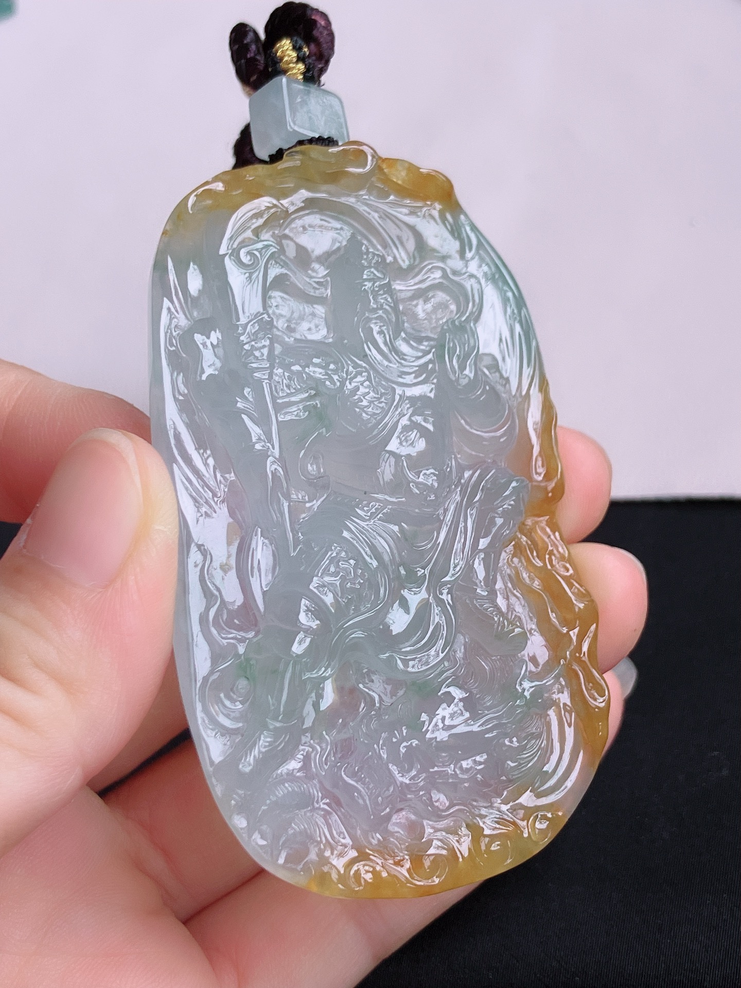 双彩关二爷，义薄云天，晶莹剔透，尺寸76/45/9.5/自然光实拍