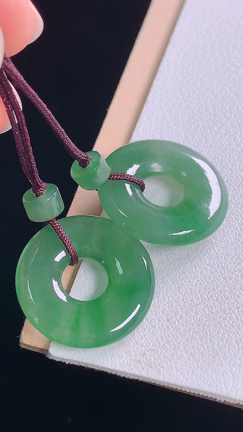 ️冰晴平安扣，无裂，尺寸:25.2-21.3-3.2mm 25