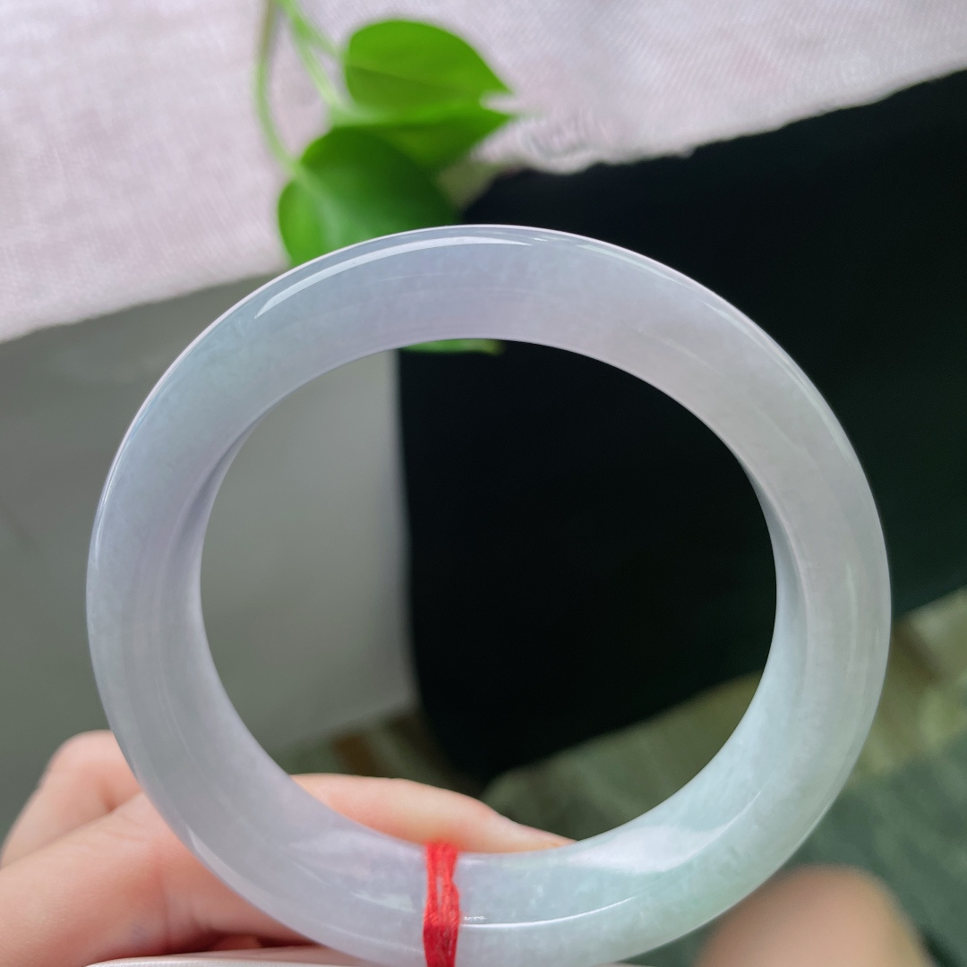 淡紫淡绿正圈，从容优雅，底子细腻，干净，温柔如玉，肤如凝脂，皮纹，ss53053a