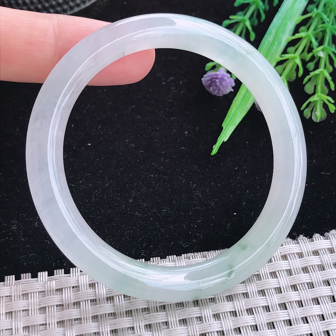 实拍A货翡翠54/8.3/8.5老坑冰胶冰飘花圆条手镯玉手镯女款平安镯