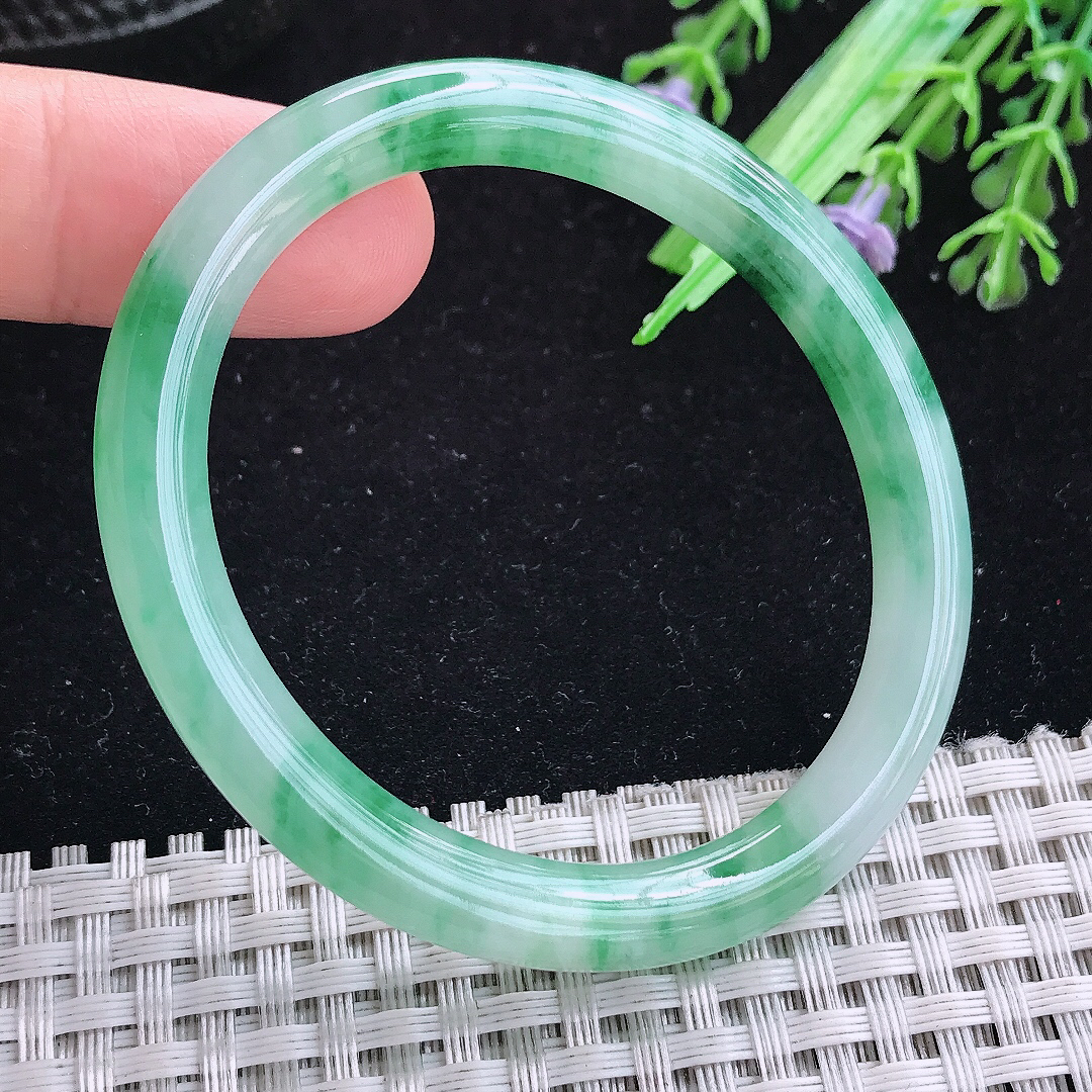 实拍A货翡翠51/44.5/6.7/7.2老坑冰胶飘阳绿贵妃手镯玉手镯女款平安镯