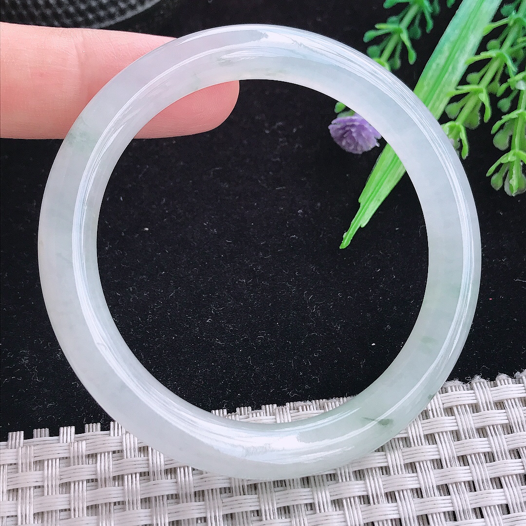 实拍A货翡翠54/8.3/8.5老坑冰胶冰飘花圆条手镯玉手镯女款平安镯