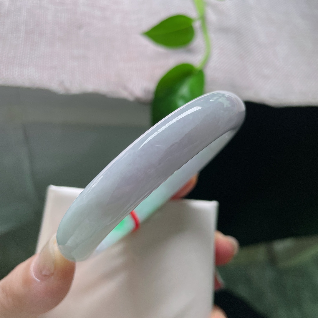 飘绿正圈，水润细腻，翠色伊人，甜美，有纹，ss53583a