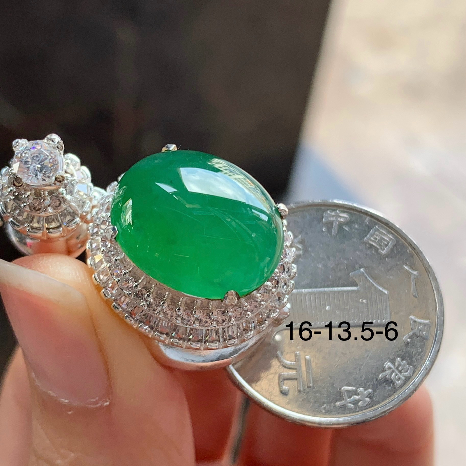 辣绿色戒面^_^鲜艳起光
