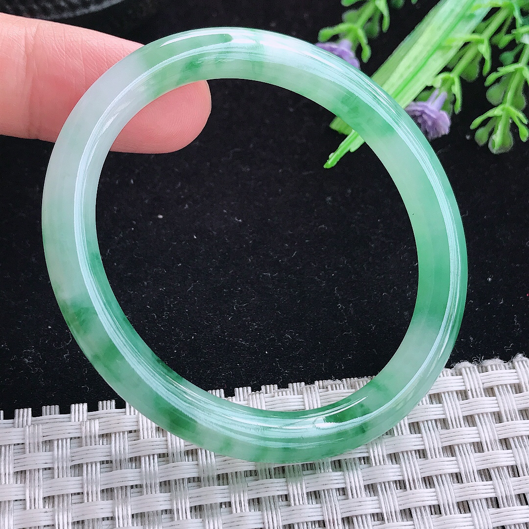 实拍A货翡翠51/44.5/6.7/7.2老坑冰胶飘阳绿贵妃手镯玉手镯女款平安镯