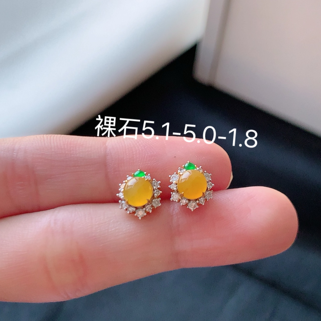 冰黄耳钉 水润起光感 无裂 饱满 上手优雅时尚 货号41526，5.1-5.0-1.8