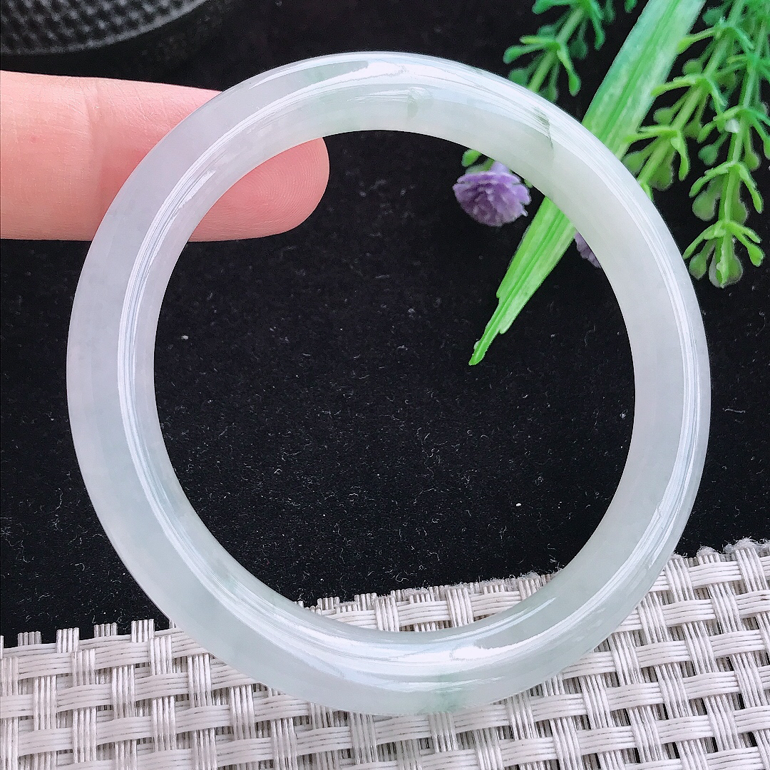 实拍A货翡翠54/8.3/8.5老坑冰胶冰飘花圆条手镯玉手镯女款平安镯