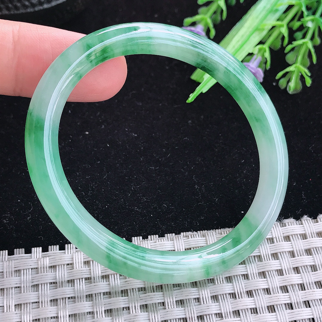 实拍A货翡翠51/44.5/6.7/7.2老坑冰胶飘阳绿贵妃手镯玉手镯女款平安镯