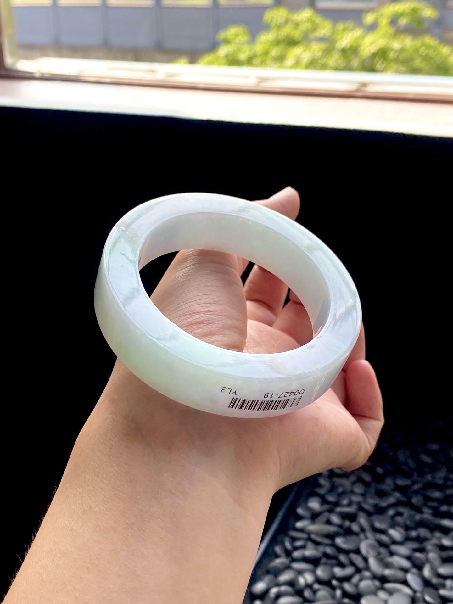 大圈口白月光飘绿宽版镯胚 D0427-19 ⭕️77.5-57.3-15.3-10.3 可做57+～61正圈