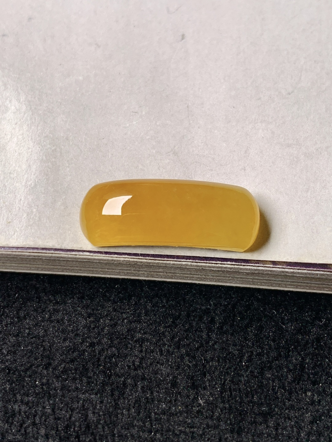 ️黄翡马鞍，色泽浓艳 0527尺寸20.8*7.5*4