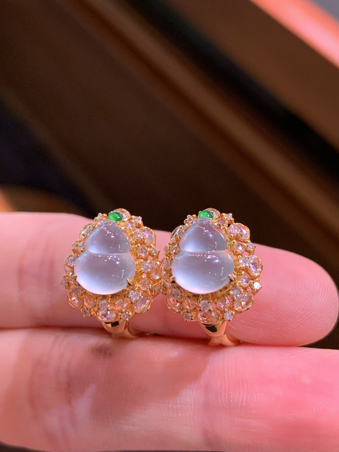 玻璃种起光葫芦耳包