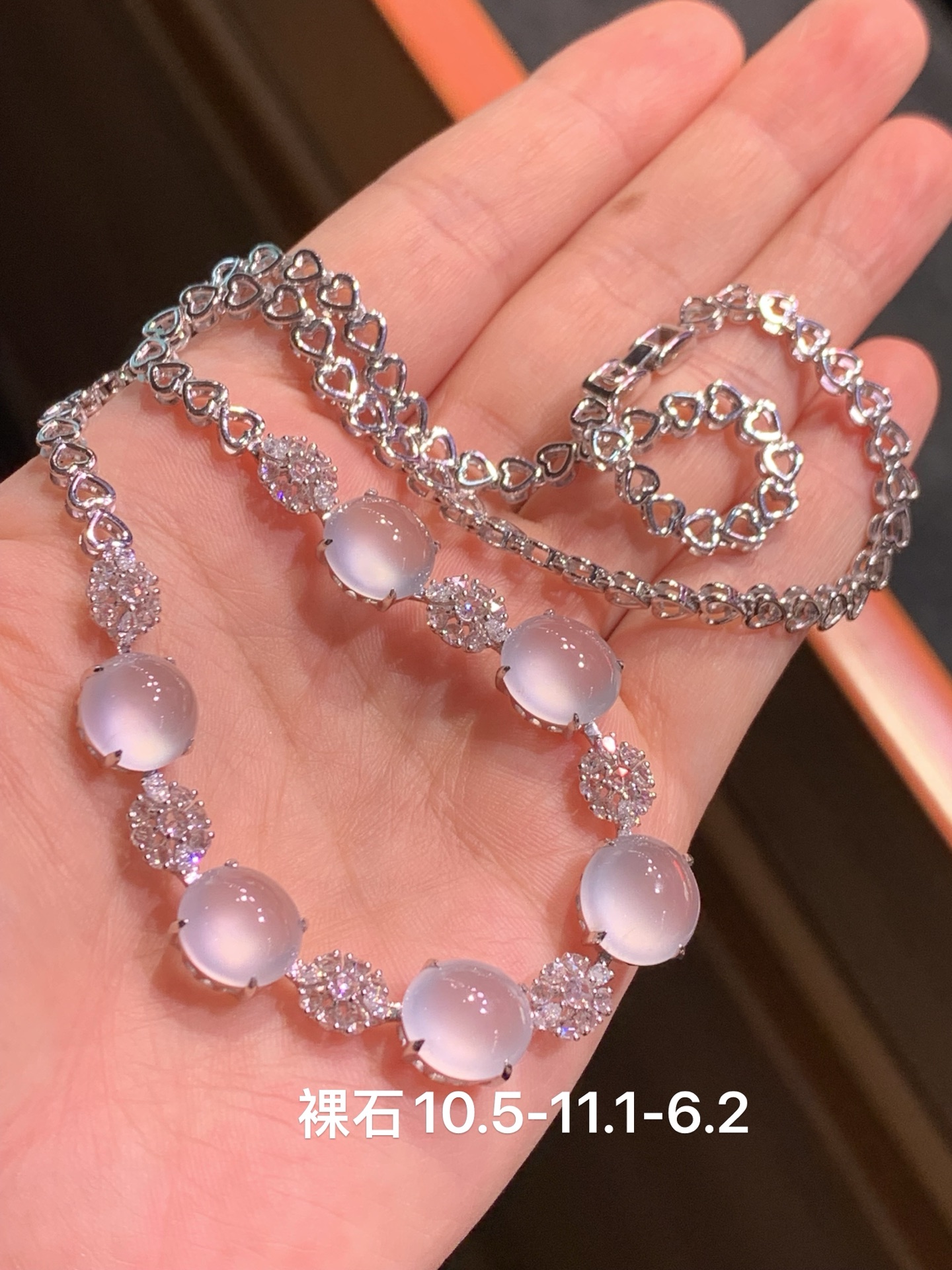 ️ 玻璃种起光蛋面锁骨链 超值推荐，10.5-11.1-6.2